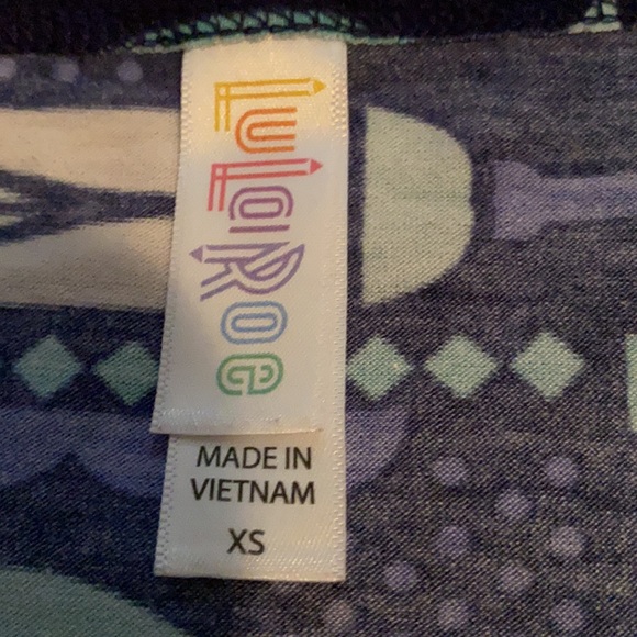 Lula-Roe Disney Minnie Mouse Flare Short-Sleeve Blouse-Size Xs - Picture 2 of 3